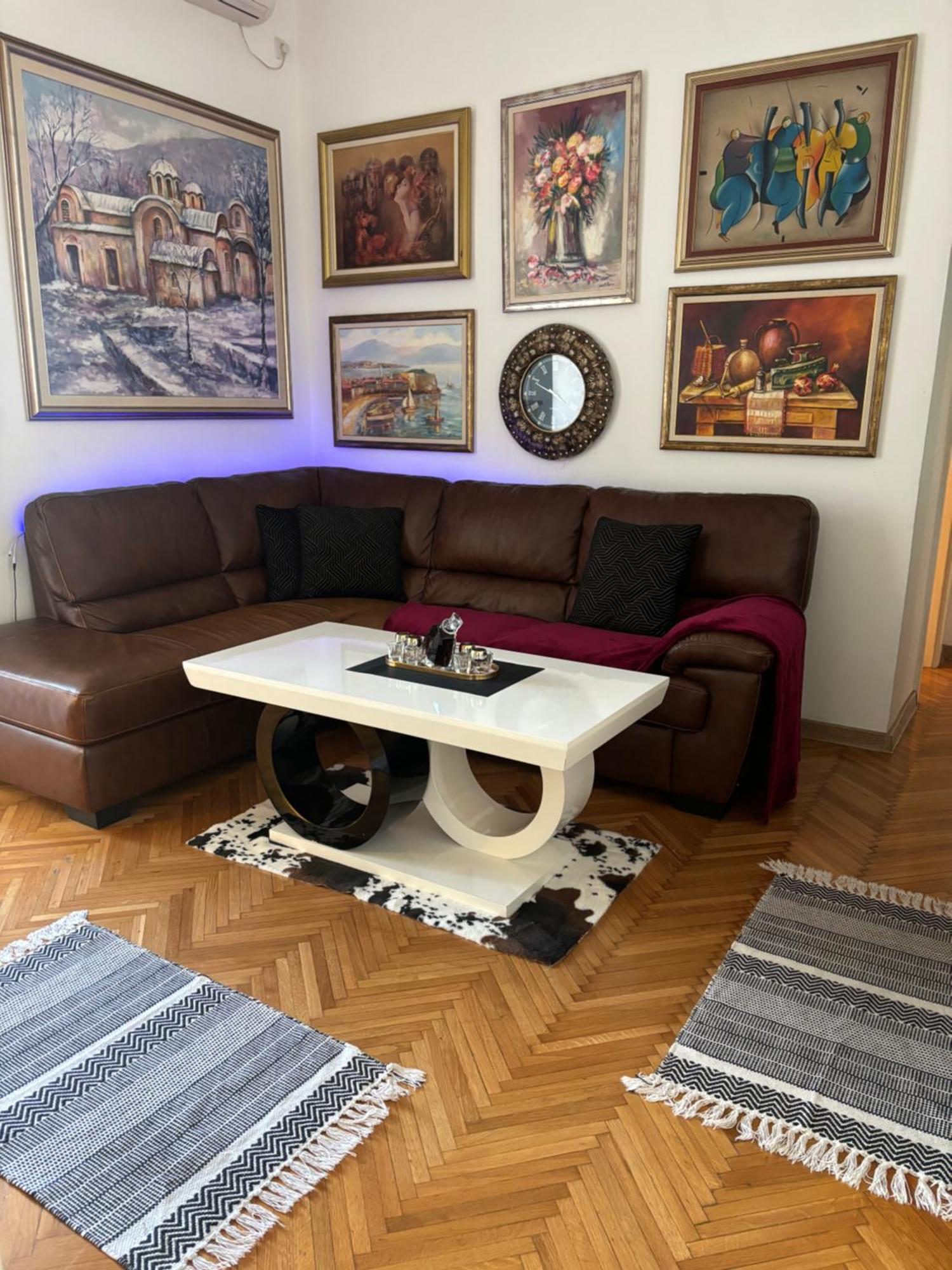Apartamento Stylish King Downtown Podgorica Exterior foto