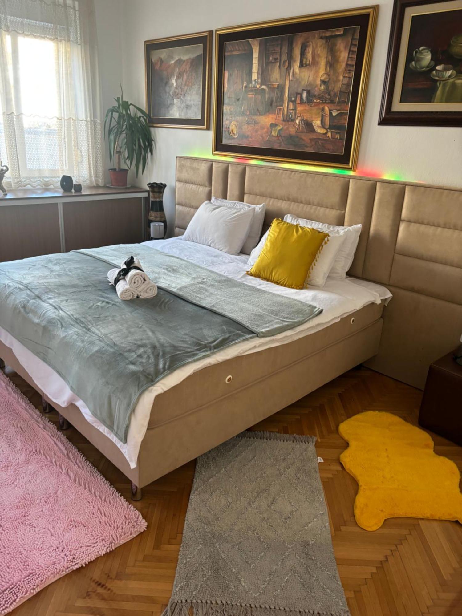 Apartamento Stylish King Downtown Podgorica Exterior foto