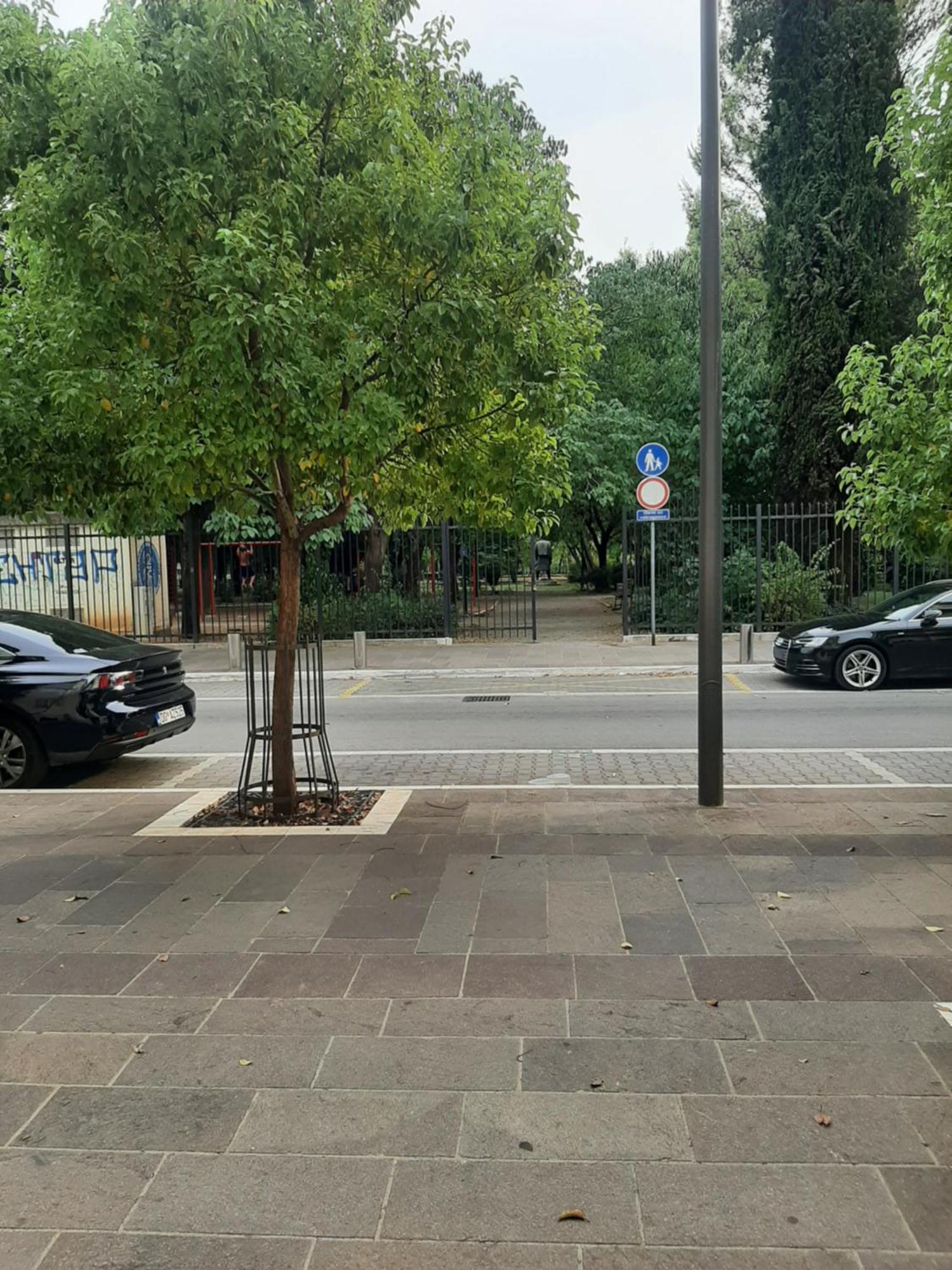 Apartamento Stylish King Downtown Podgorica Exterior foto